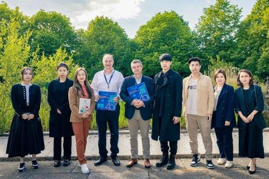微信创新实验室“剑桥夏校”开营 世界名校认可小程序创新教育成果