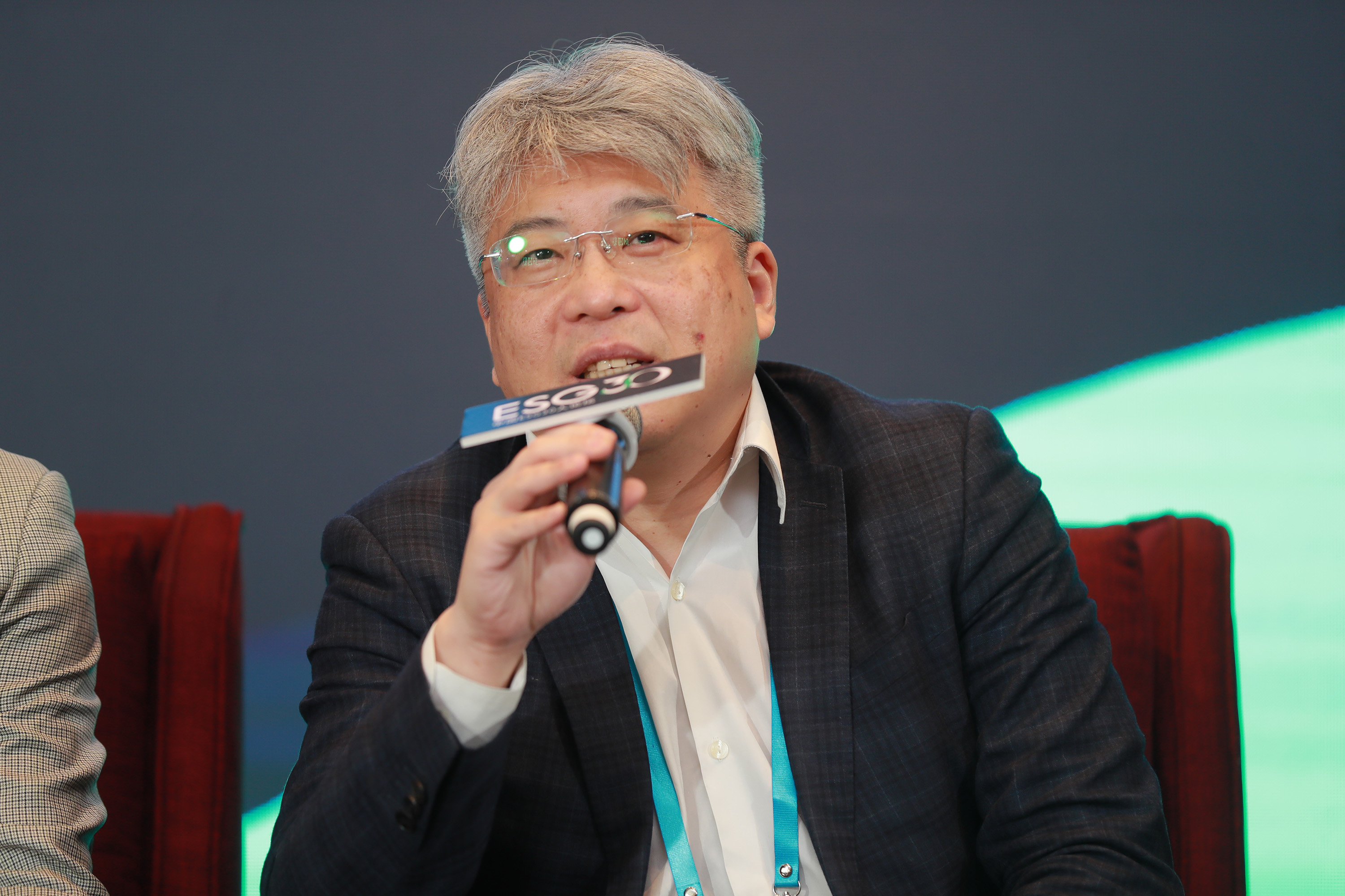 宁夏建材：公司将持续通过现金分红、增强信息披露透明度提高信息披露质量
