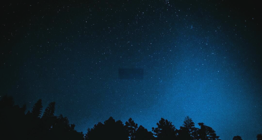 星空有约｜夏夜星河灿烂 共赏“银河落九天”