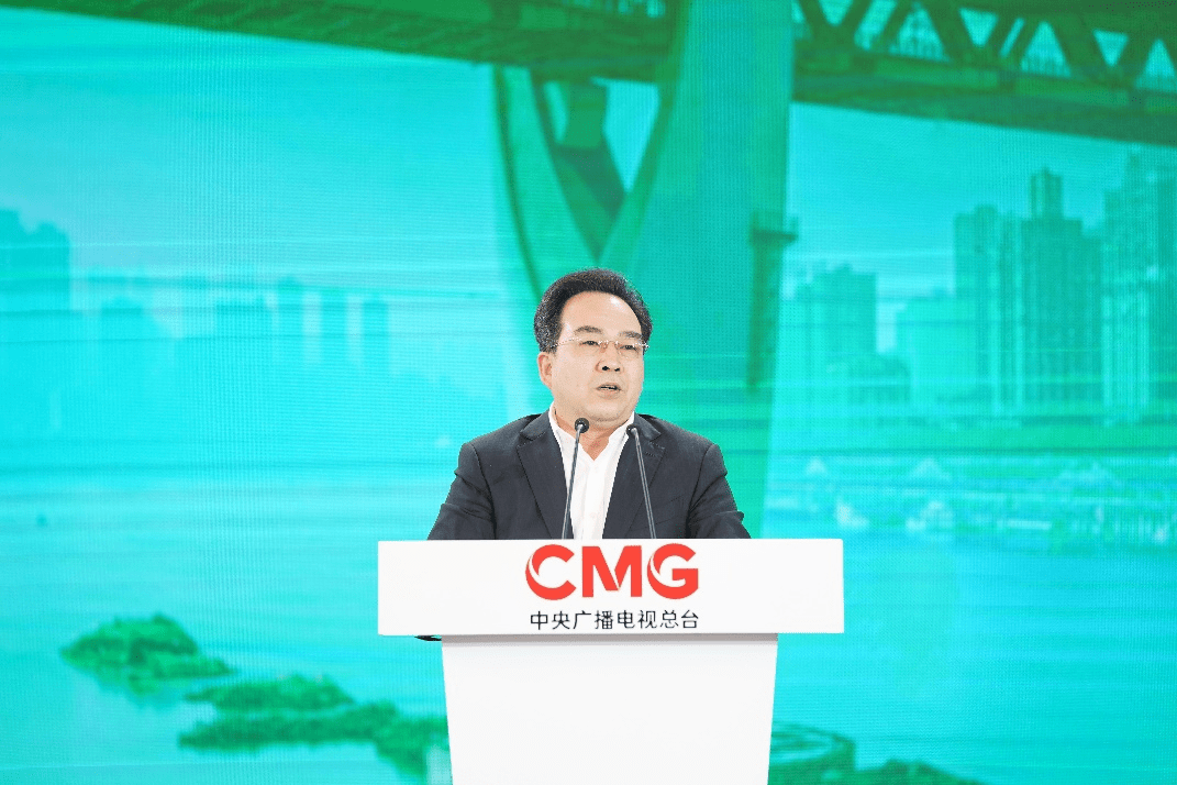 方虹大使拜会新任老挝公共工程与运输部部长列莱