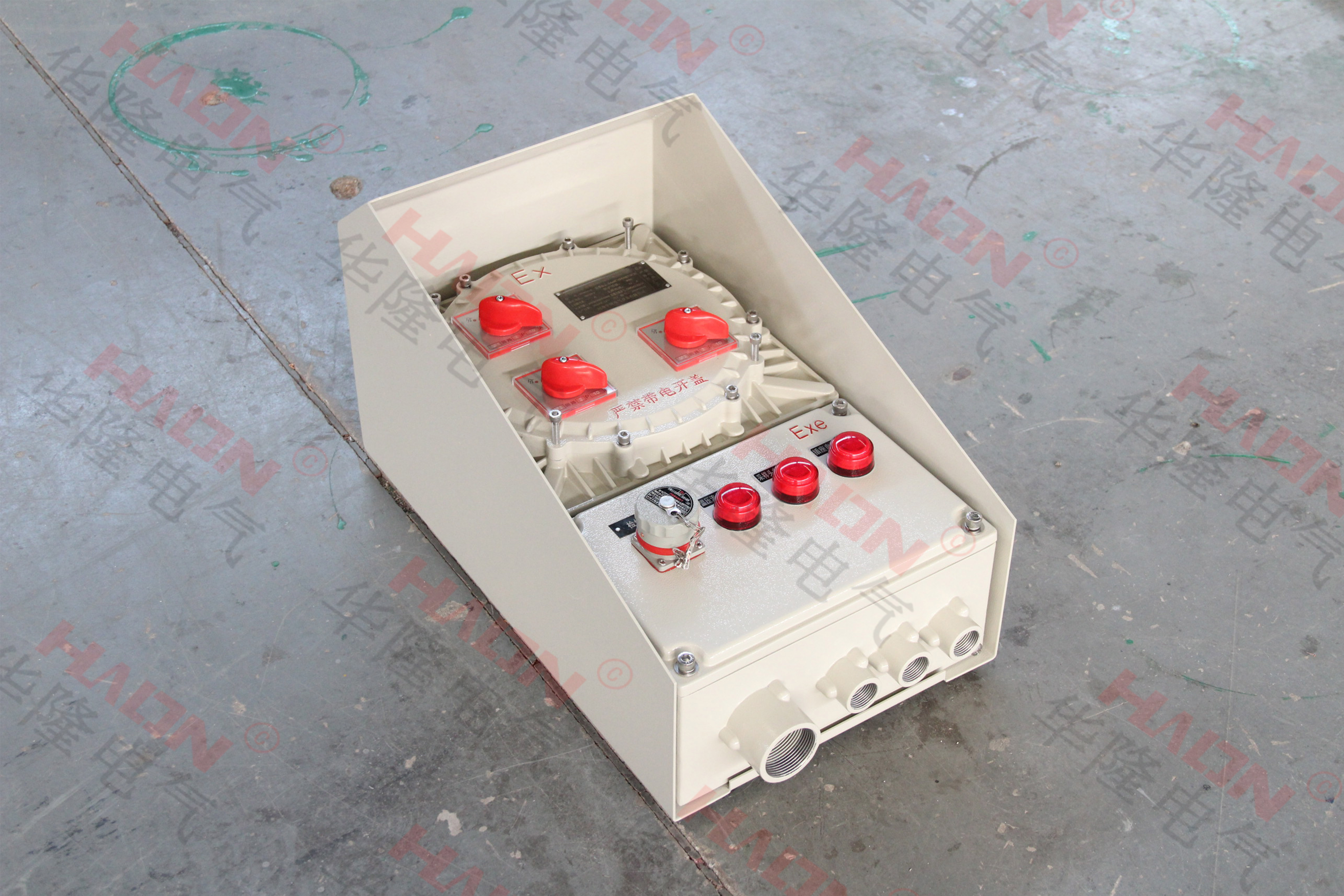 和顺电气获得实用新型专利授权：“防爆箱”