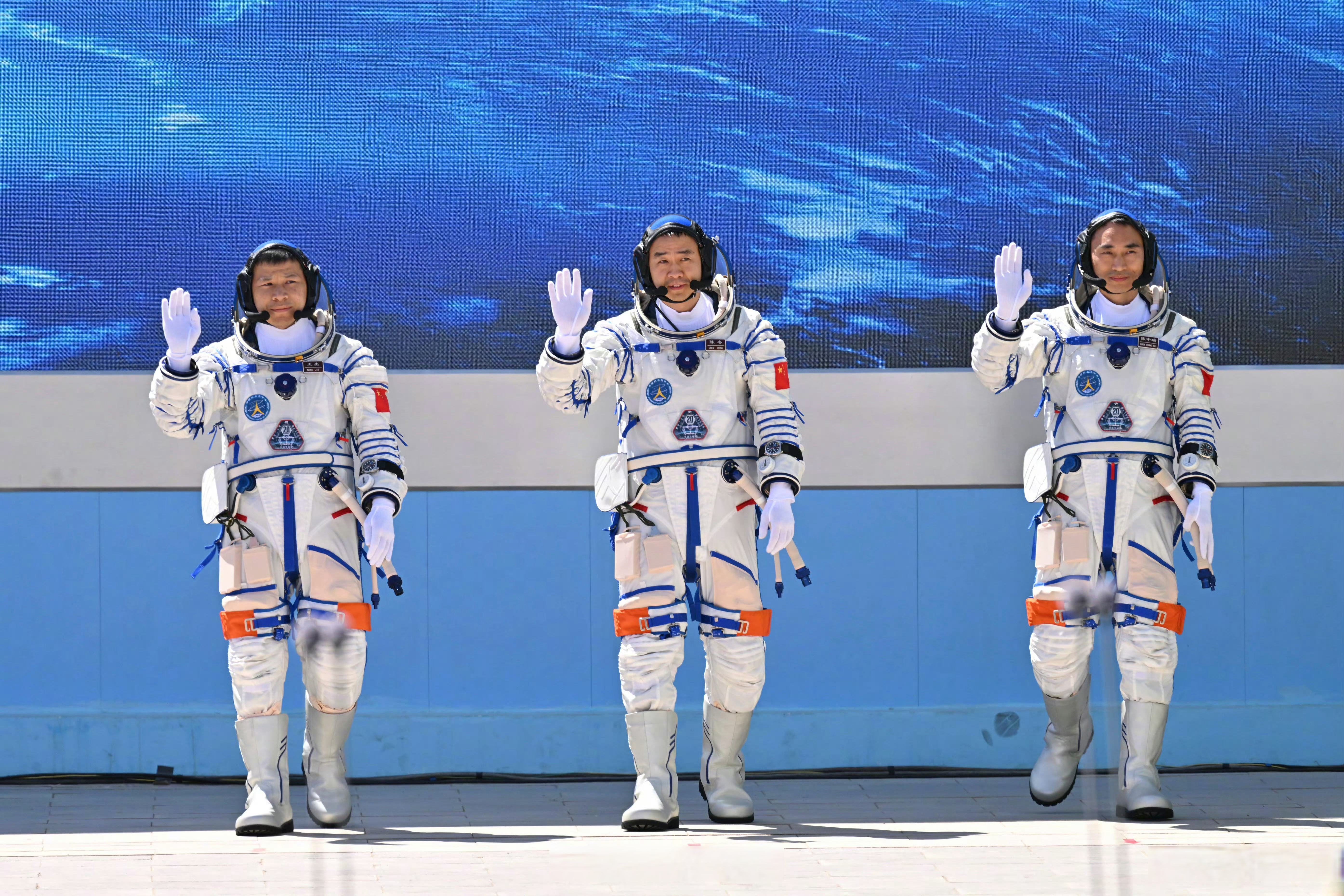 神舟二十一号丨张陆同志简历