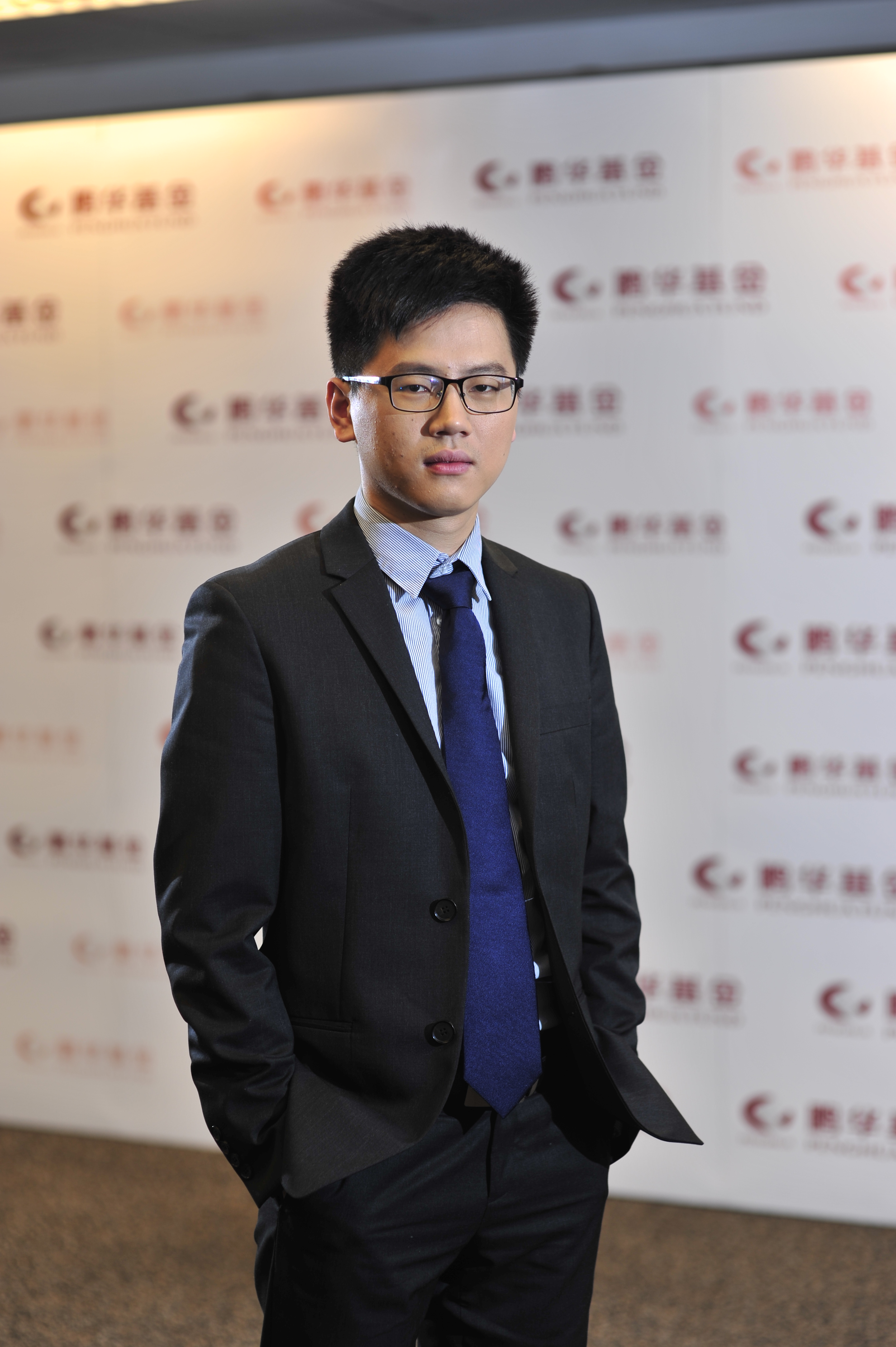 鹏华中债-0-3年AA+优选信用债A规模超过50亿元