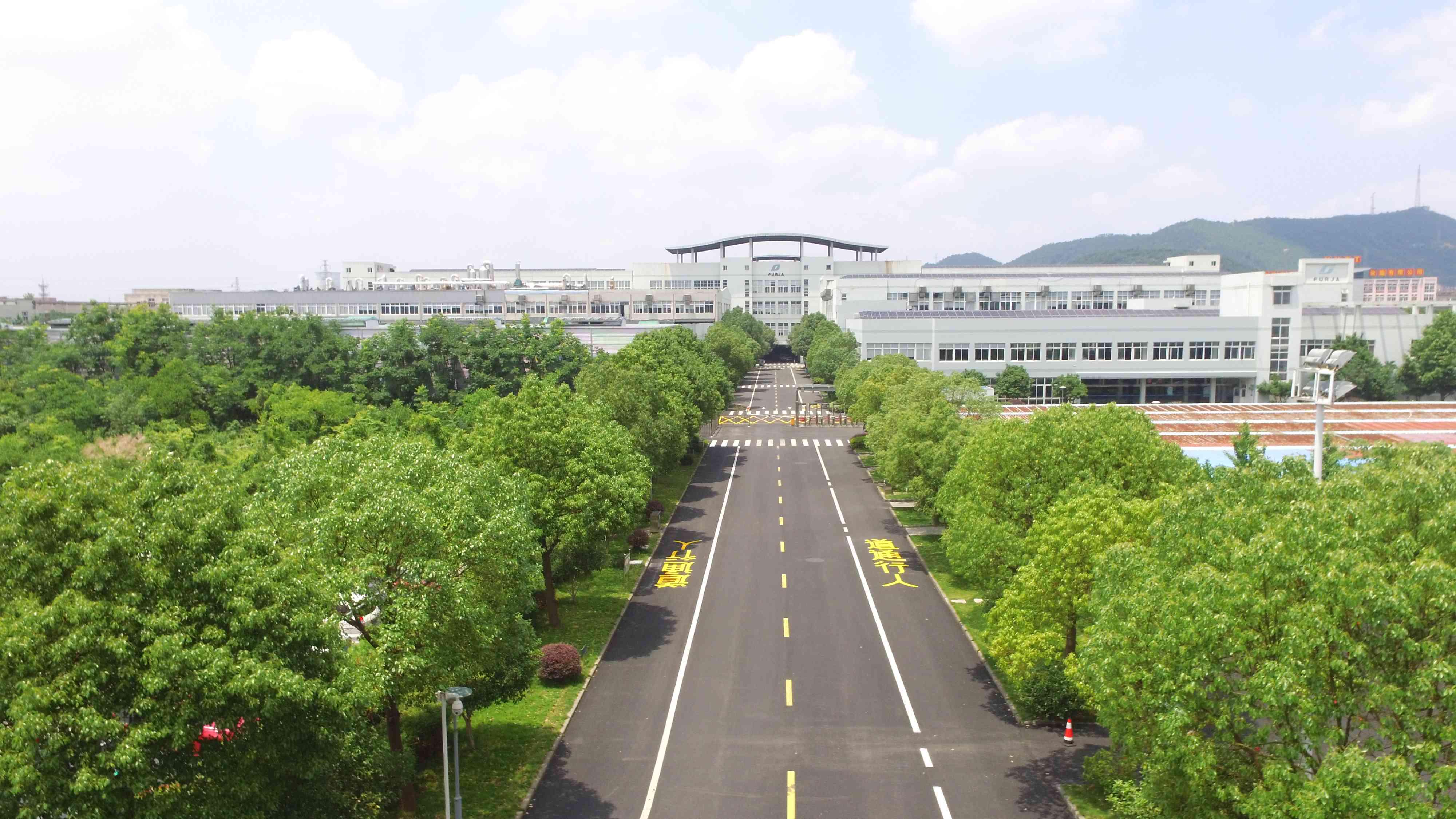 富佳股份获得发明专利授权：“自加热式洗地组件”