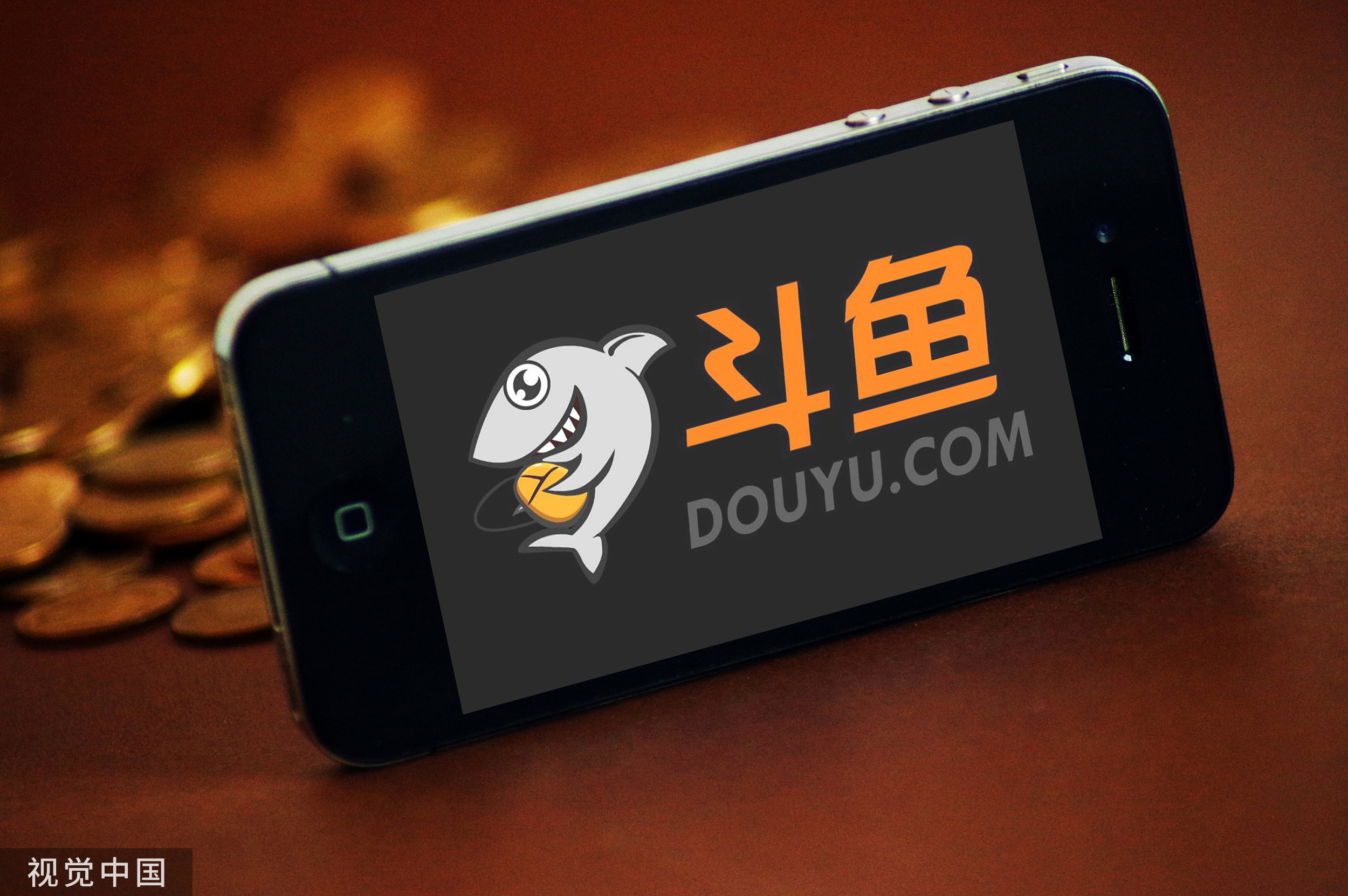 虎牙发布2025年Q3财报:游戏相关服务驱动总收入增长加速,运营利润表现持续提升