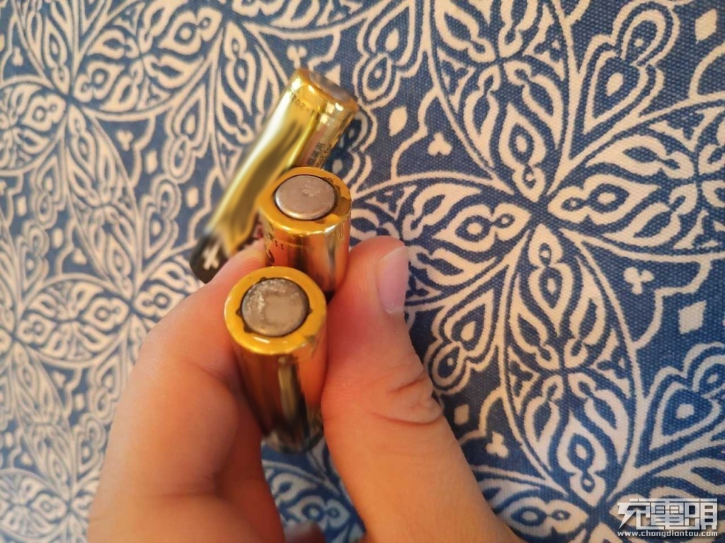 豪鹏科技获得实用新型专利授权:“一种镍氢充电电池”