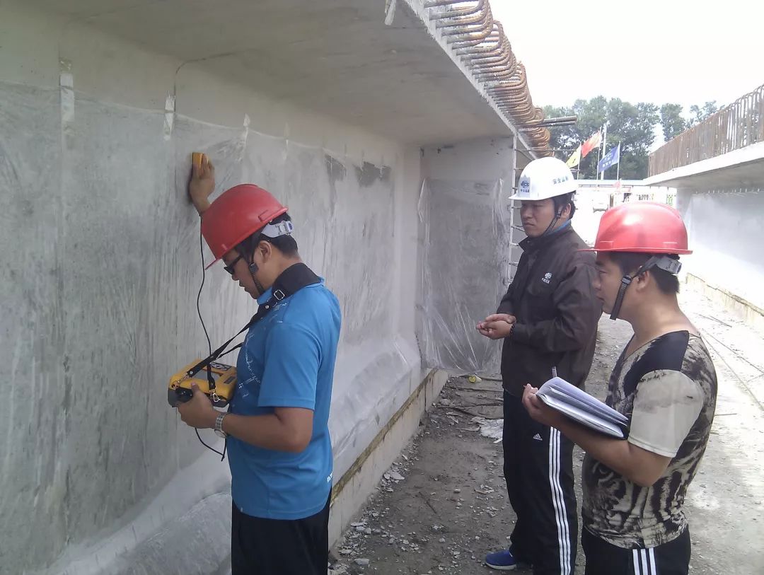 建科智能获得实用新型专利授权：“T梁腹板台架车存储及输送系统”