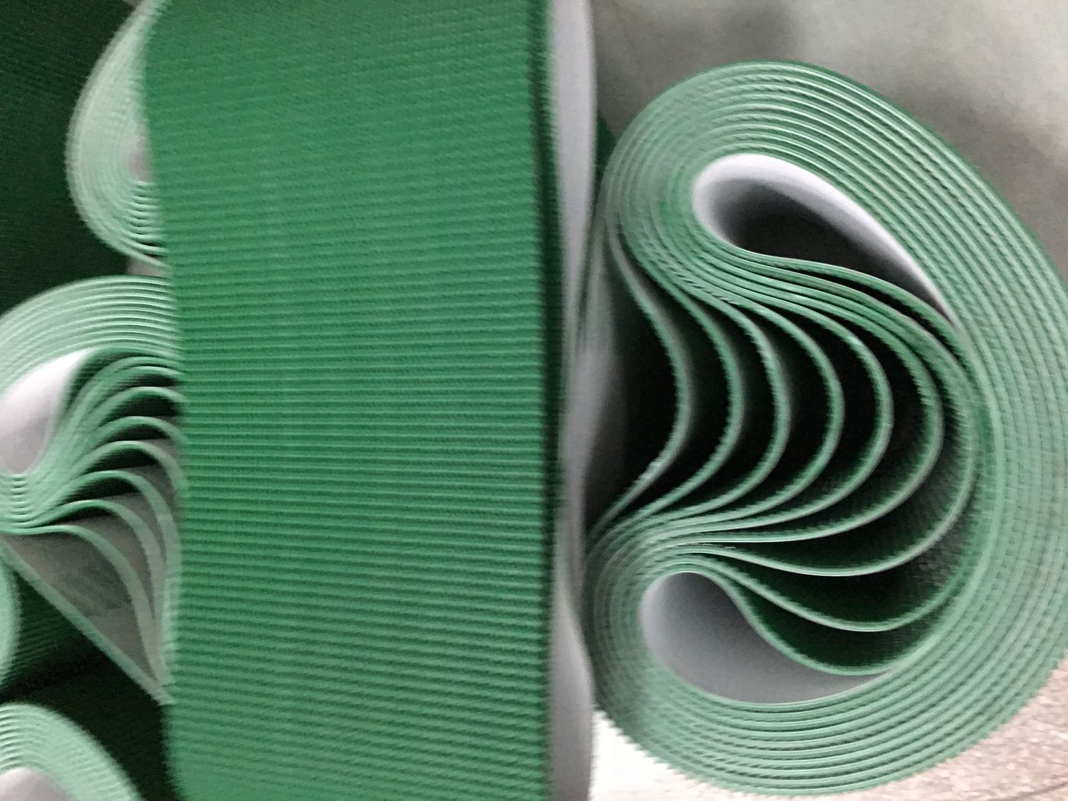 建科智能获得实用新型专利授权：“T梁腹板台架车存储及输送系统”