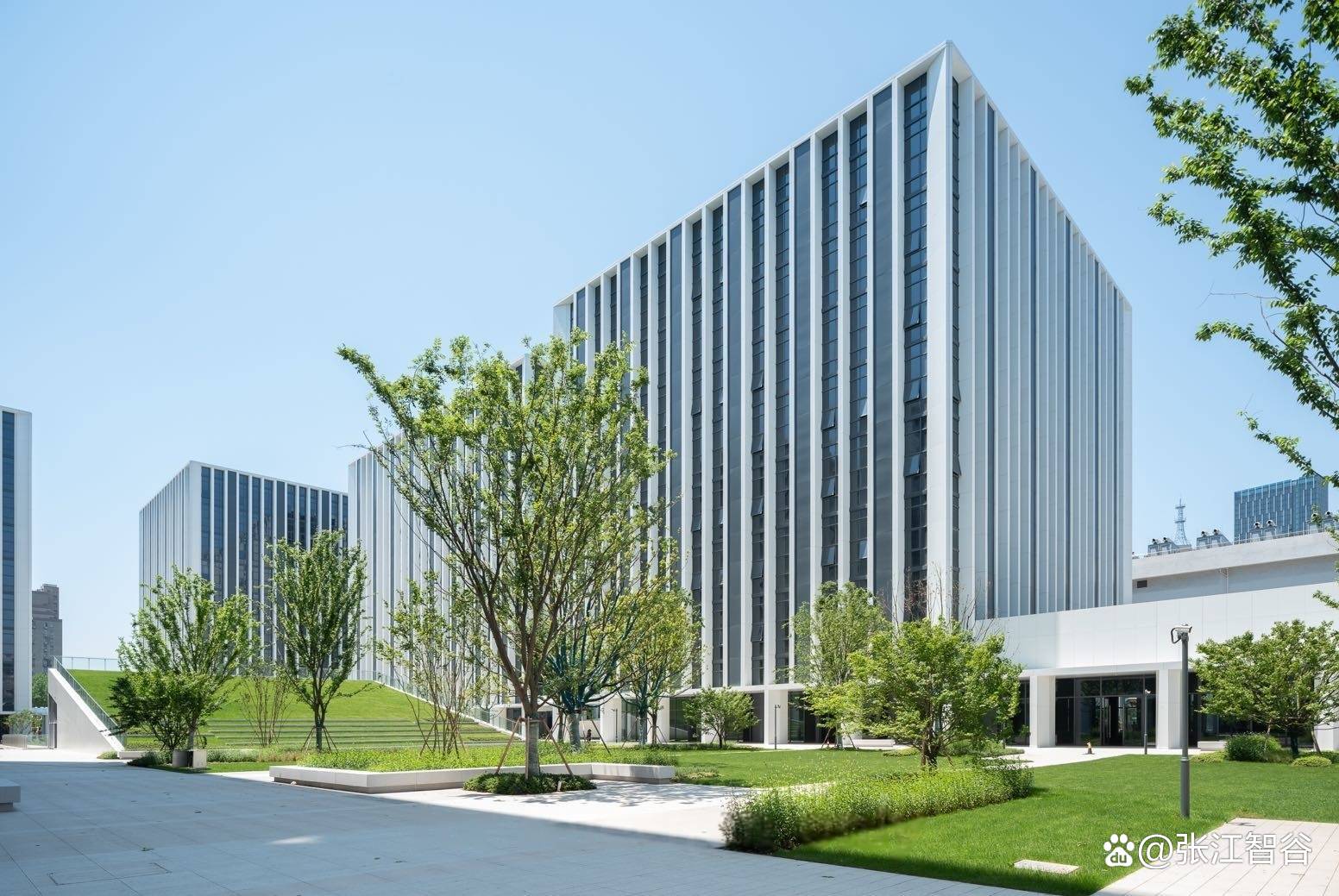 步入实质性开放新阶段 上海首开城市场景低空测试基地