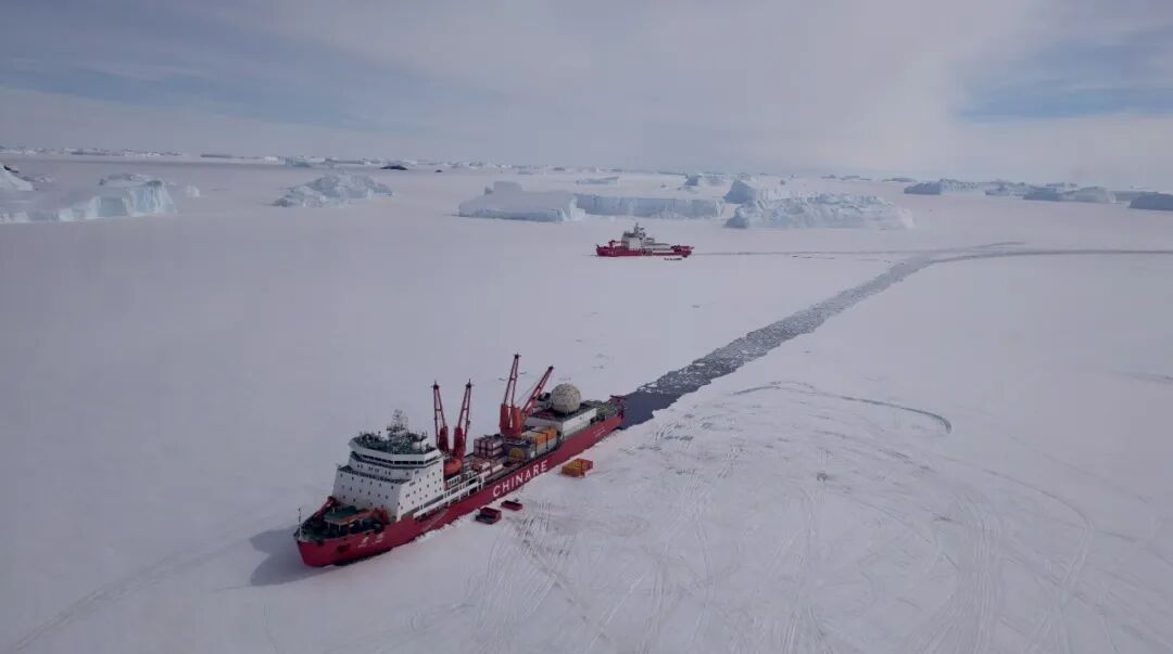 南极现场发来！中国第42次南极考察队的新年祝福