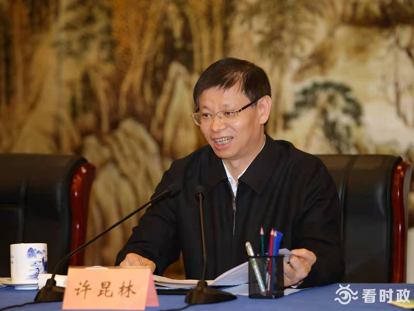 有效信披带动活跃交易 以点带面构建高成长产业债良好生态