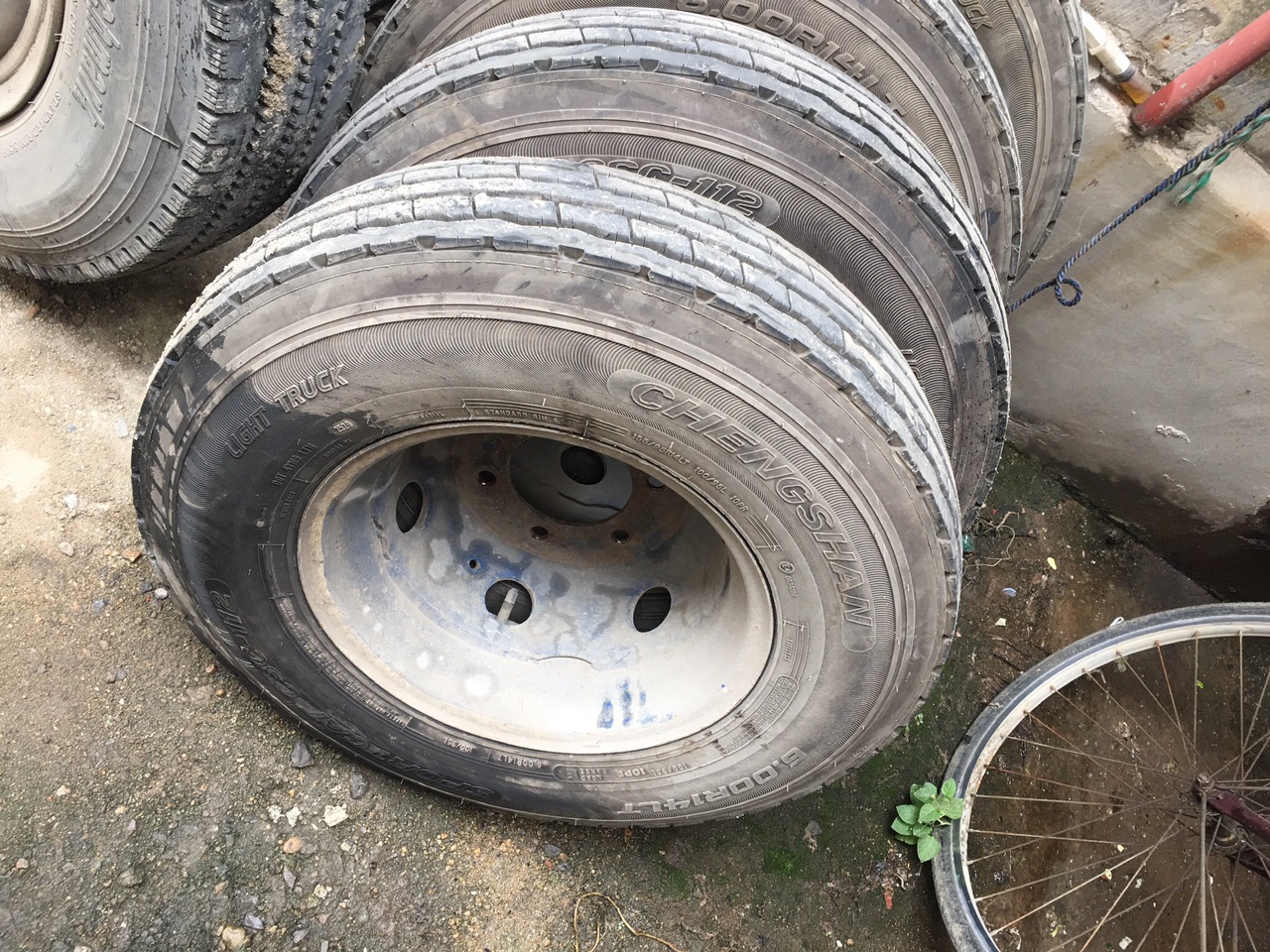 海安集团获得发明专利授权：“一种轮胎钢丝圈生产加工拉直装置及其方法”