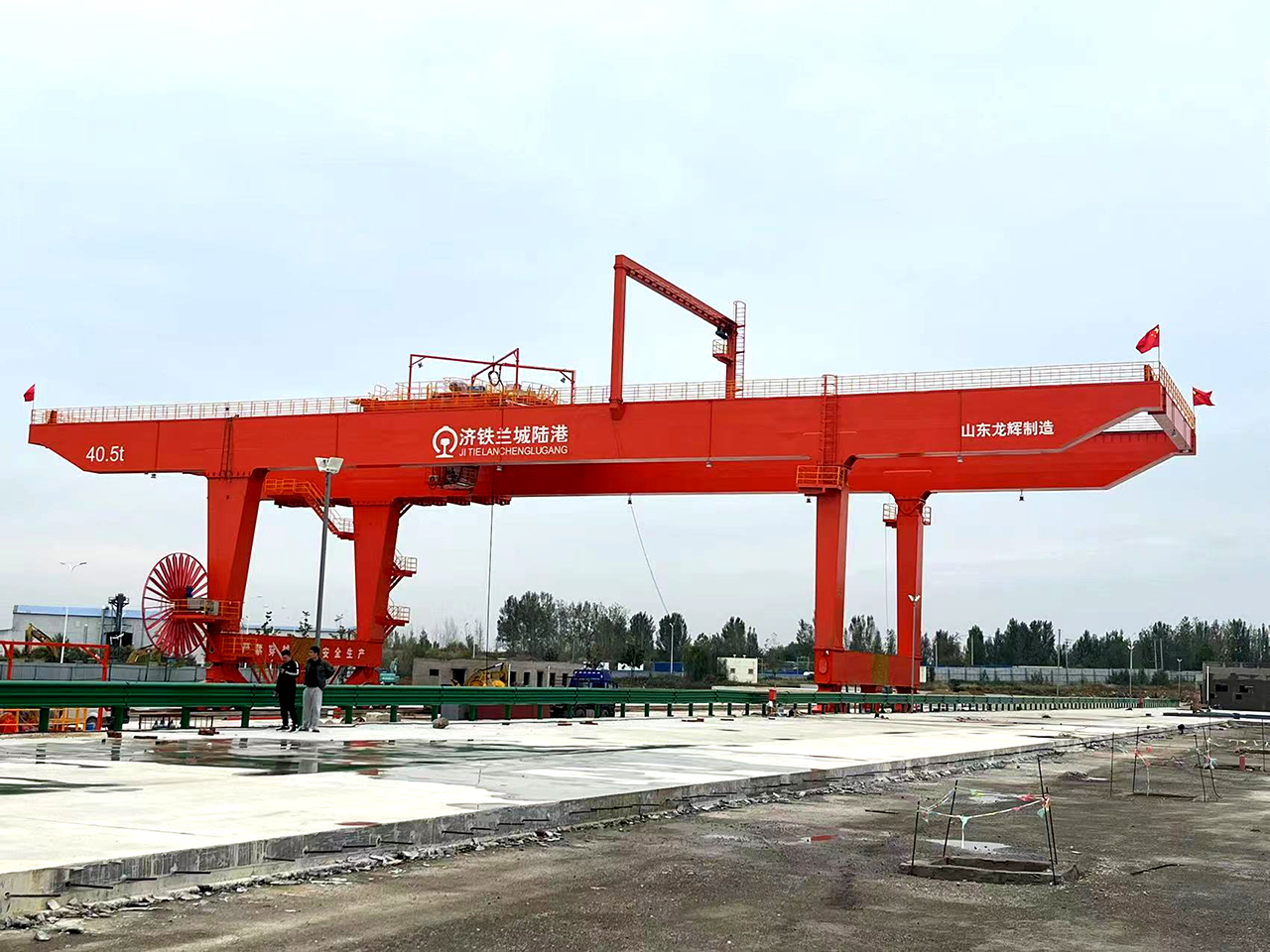 中集集团获得实用新型专利授权：“门体结构及具有其的集装箱”