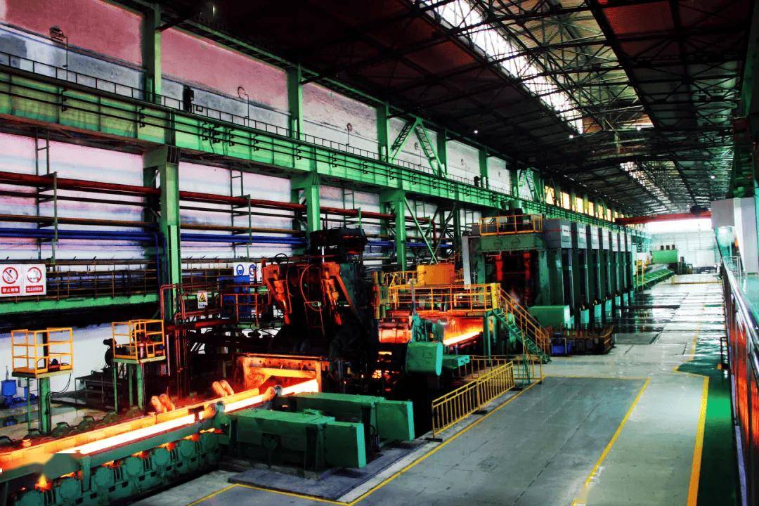 新钢股份获得发明专利授权：“一种提高薄规格高牌号无取向硅钢热轧稳定轧制方法及生产的无取向硅钢”