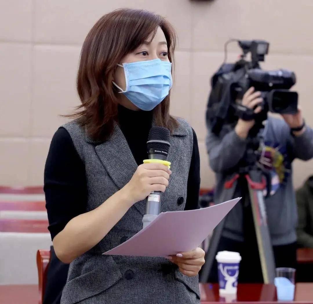 金融监管总局新闻发言人、政策研究司司长郭武平：鼓励金融机构加大消费领域资源投入 丰富消费金融产品