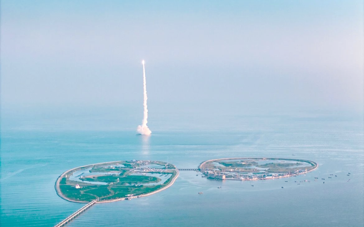 捷龙三号“一箭七星”海射成功