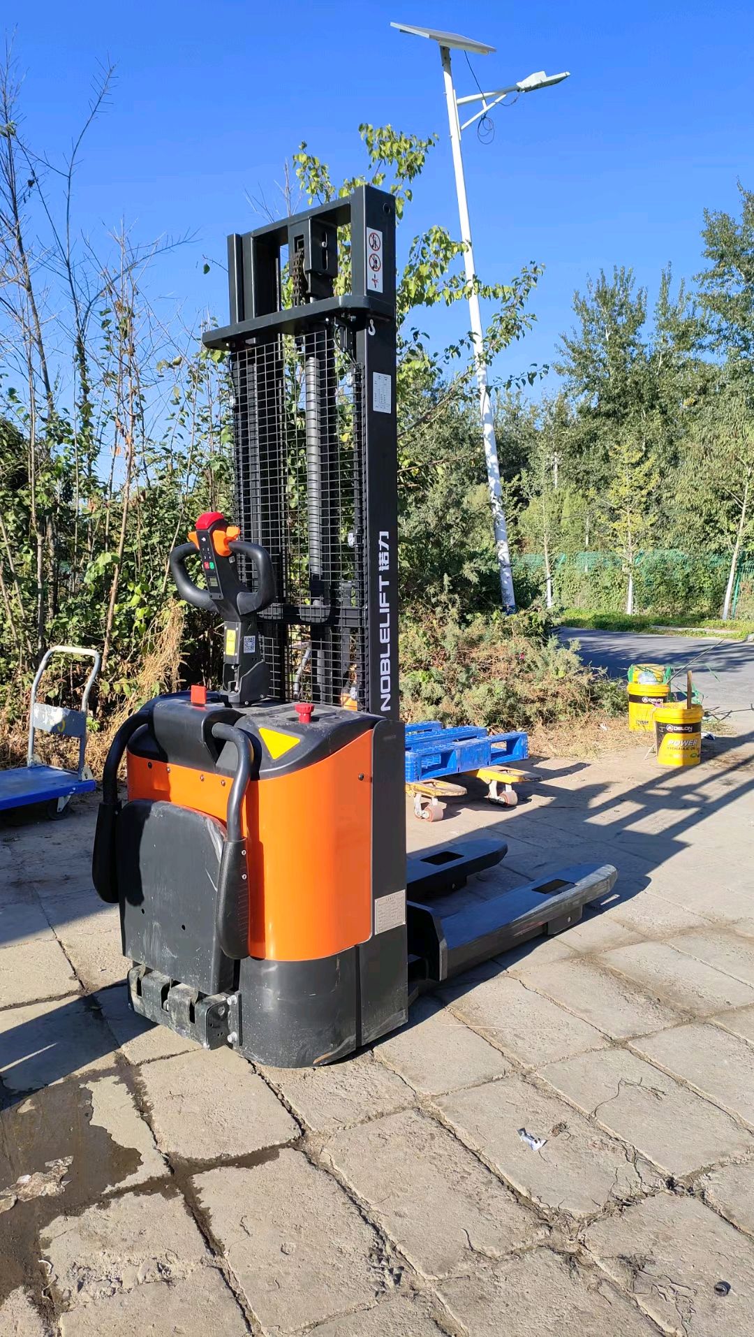 威博液压获得发明专利授权:“应用于叉车或堆高车永磁同步一体机能量回收系统”