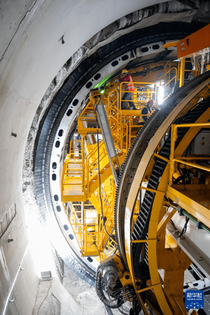 铁建重工获得发明专利授权：“隧道掘进装置”