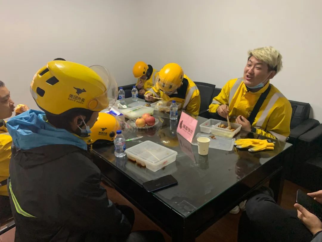 河南新就业群体城市社会融入调查报告发布：九成骑手省内就业，有效平衡事业与生活