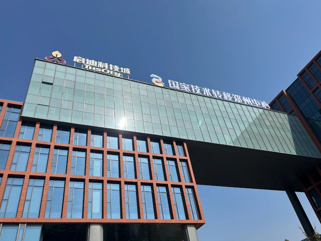 天弘上证科创综指增强开放申赎,后市科技怎么投?