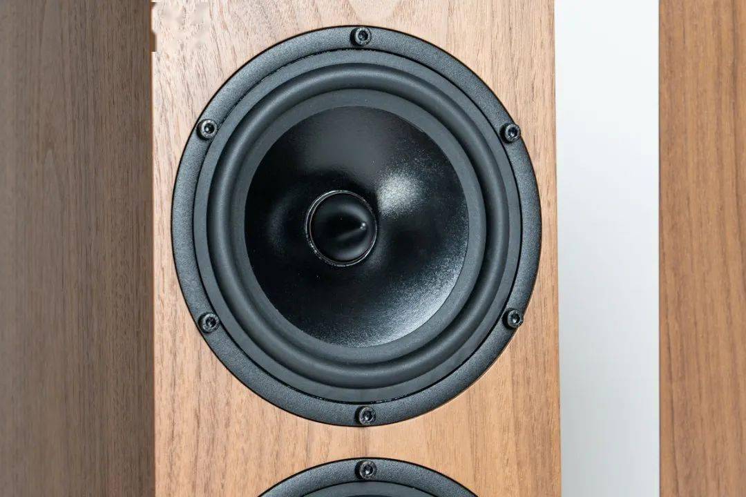 奋达科技获得实用新型专利授权：“无缝箱体结构及其音箱”