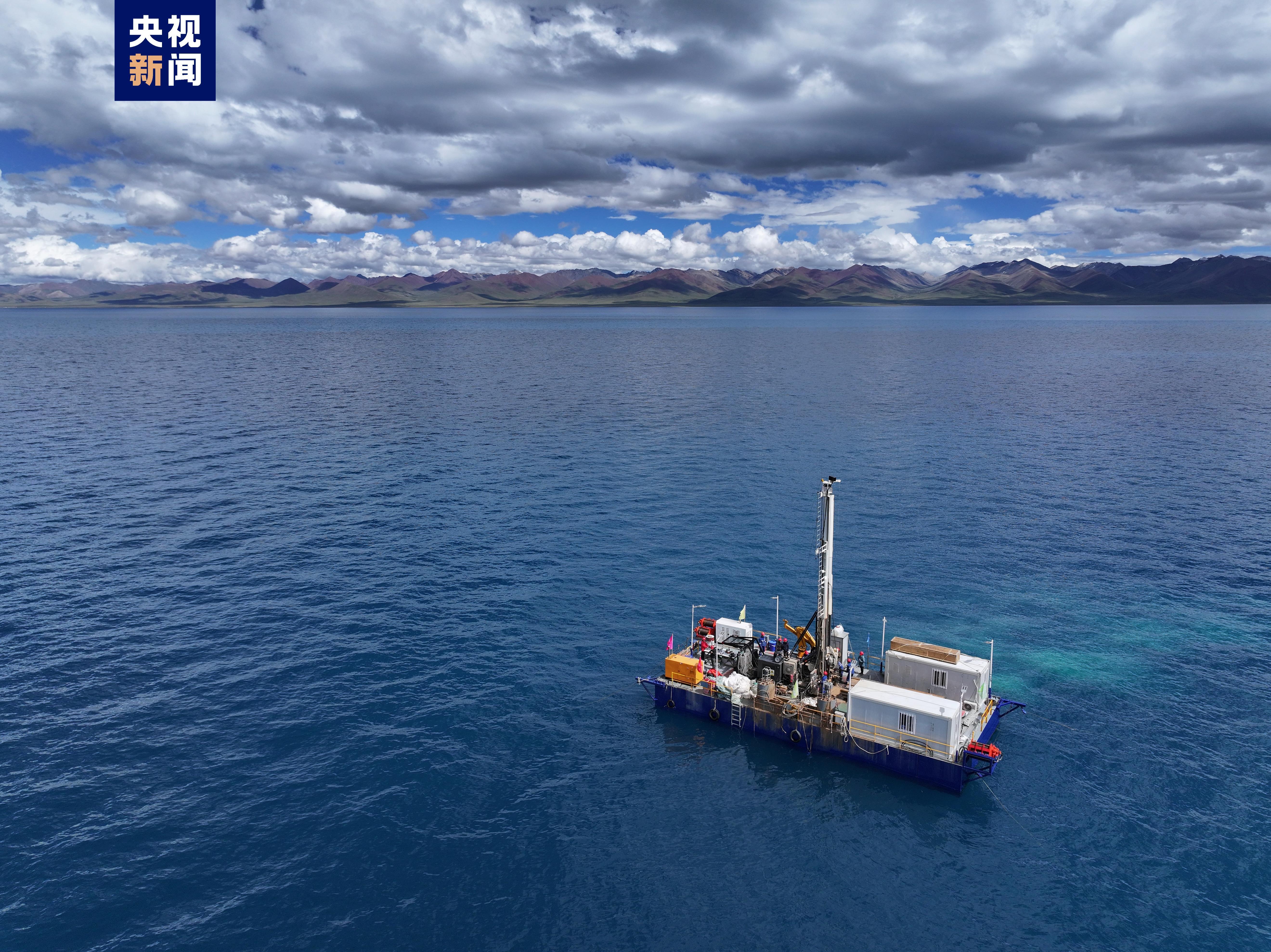 新华鲜报丨钻穿3413米冰盖 揭秘我国首次南极冰下湖热水钻探