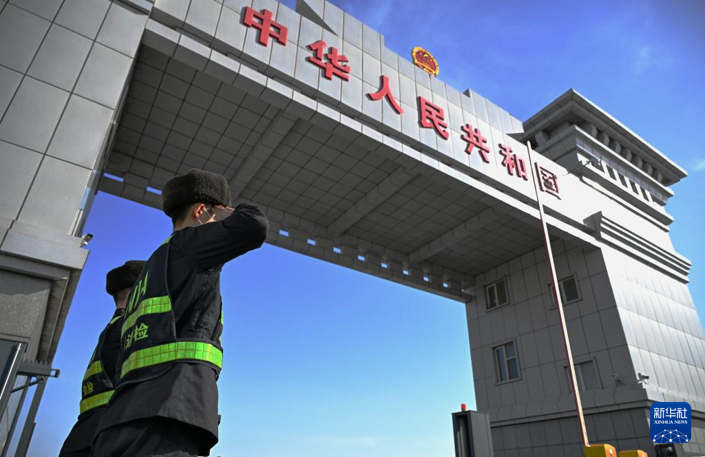 卡斯特称与米莱会晤为“一体化历史时刻”，双方推动边境通道便利化