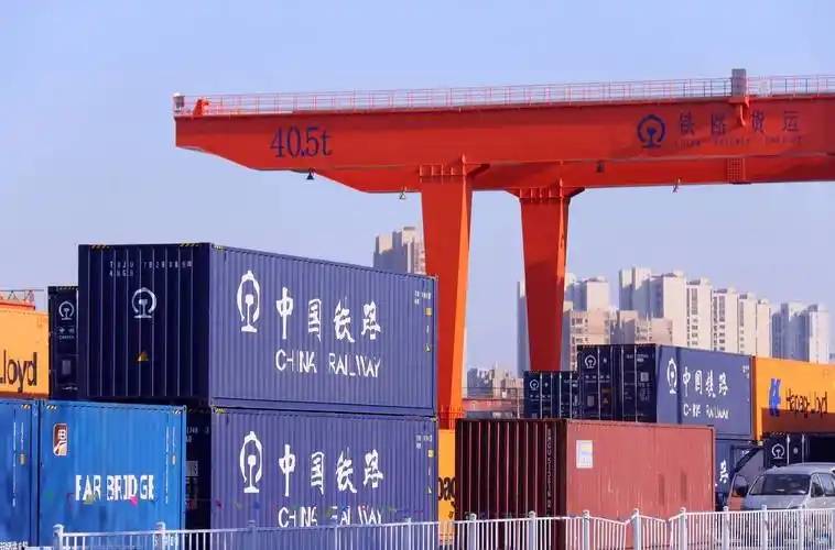 商务部世贸司负责人就对53个非洲建交国全面实施零关税举措生效答记者问